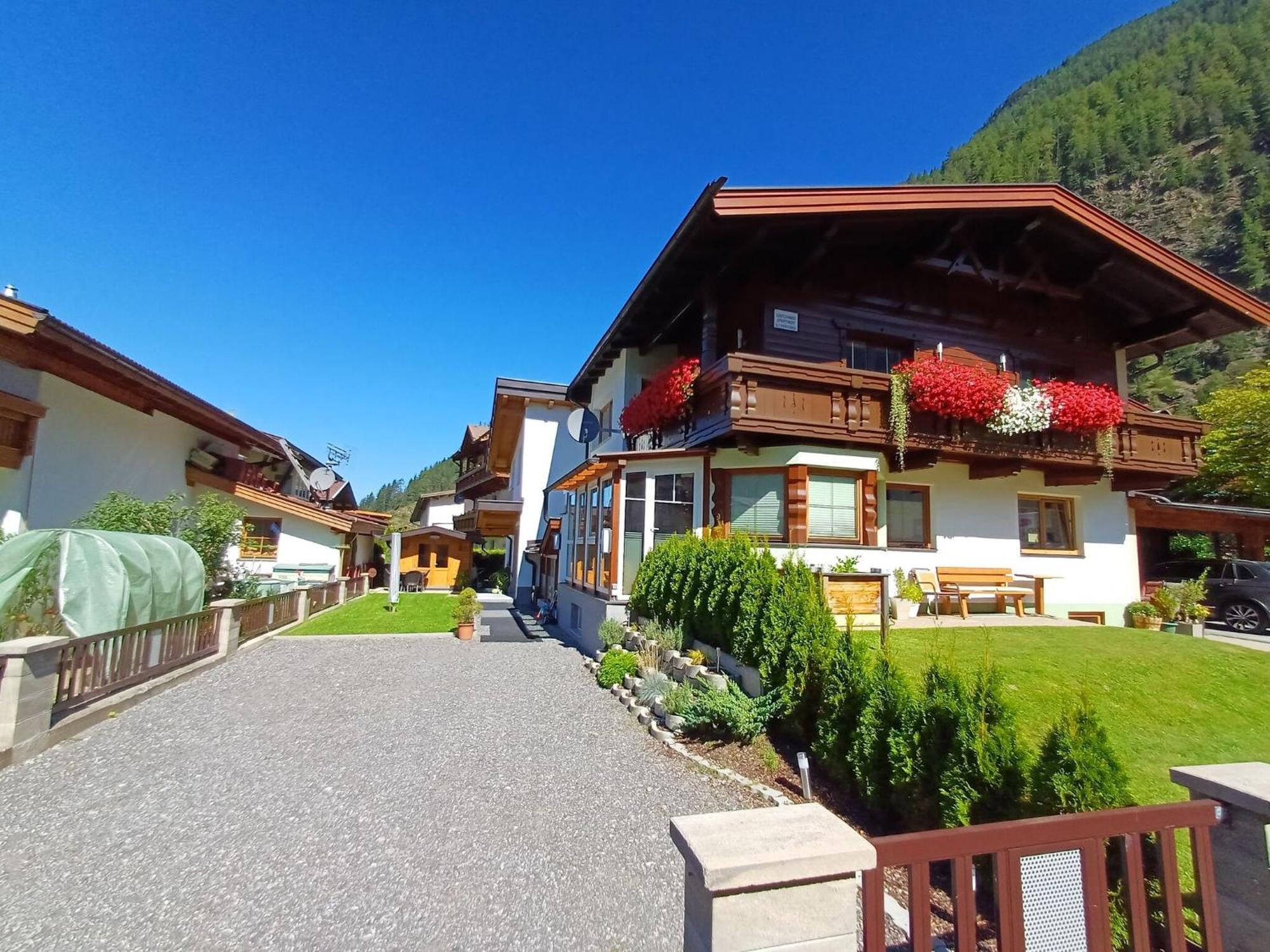Modern Apartment In Langenfeld Near Ski Area Zewnętrze zdjęcie